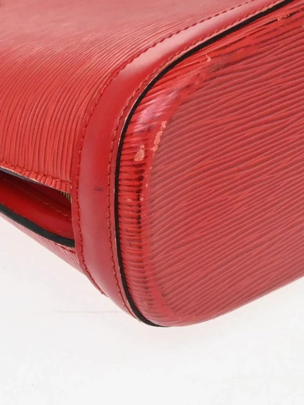 LOUIS VUITTON RED EPI LUSSAC SHOULDER BAG